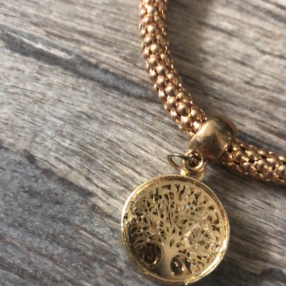 NWT! Bohemian “Tree of Life” bracelets In 3 metal tones - Picture 9 of 10